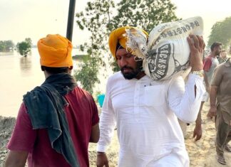 ਪੰਜਾਬ ਸਰਕਾਰ ਨੇ ਹੜ੍ਹ ਪ੍ਰਭਾਵਿਤ ਲੋਕਾਂ ’ਚ 22 ਹਜ਼ਾਰ ਪਾਣੀ ਦੀਆਂ ਬੋਤਲਾਂ, 20 ਹਜ਼ਾਰ ਭੋਜਨ ਤੇ 8 ਹਜ਼ਾਰ ਸੁੱਕੇ ਰਾਸ਼ਨ ਦੇ ਪੈਕੇਟ ਵੰਡੇ : ਬਲਕਾਰ ਸਿੰਘ