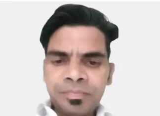 ਪੰਜਾਬ ਰਾਜ ਭਵਨ ਦੇ ਮੁਲਾਜ਼ਮ ਨੇ ਲਾਈਵ ਹੋ ਕੇ ਖਤਮ ਕੀਤੀ ਜ਼ਿੰਦਗੀ: ਬੋਲਿਆ- ਲੱਤ ‘ਚ ਲੋਹੇ ਦੀ ਰਾਡ ਪੈਣ ਦੇ ਬਾਵਜੂਦ ਕਰਵਾਇਆ ਜਾਂਦਾ ਸੀ ਭਾਰੀ ਕੰਮ