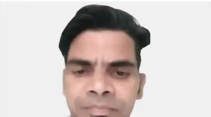 ਪੰਜਾਬ ਰਾਜ ਭਵਨ ਦੇ ਮੁਲਾਜ਼ਮ ਨੇ ਲਾਈਵ ਹੋ ਕੇ ਖਤਮ ਕੀਤੀ ਜ਼ਿੰਦਗੀ: ਬੋਲਿਆ- ਲੱਤ ‘ਚ ਲੋਹੇ ਦੀ ਰਾਡ ਪੈਣ ਦੇ ਬਾਵਜੂਦ ਕਰਵਾਇਆ ਜਾਂਦਾ ਸੀ ਭਾਰੀ ਕੰਮ