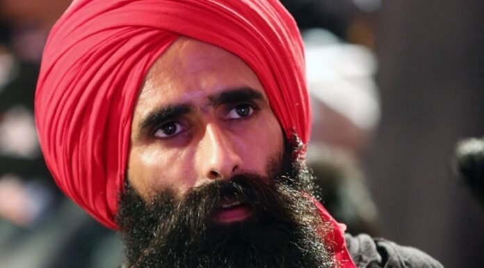 ਮਸ਼ਹੂਰ ਸੂਫੀ ਗਾਇਕ ਕੰਵਰ ਗਰੇਵਾਲ ਨਾਲ ਲੁੱਟ ਦੀ ਕੋਸ਼ਿਸ਼, ਆਪ ਦੱਸੀ ਸਾਰੀ ਘਟਨਾ