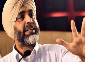 ਜਜ਼ਬਾਤੀ ਹੋਏ ਮਨਪ੍ਰੀਤ ਬਾਦਲ, ਕਿਹਾ- ਵਿਜੀਲੈਂਸ ਮੈਥੋਂ ਸਿਰਫ ਪੁੱਛਗਿੱਛ ਨਾ ਕਰੇ, ਗੋਲ਼ੀ ਮਾਰ ਦੇਵੇ