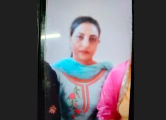 ਮੋਗਾ : ਨਸ਼ਾ ਸਮੱਗਲਿੰਗ ਦੇ ਸ਼ੱਕ ‘ਚ ਥਾਣੇ ਲਿਆਂਦੇ ਪਤੀ-ਪਤਨੀ ਤੇ ਭਤੀਜੇ ਨਾਲ ਕੁੱਟਮਾਰ, ਮਹਿਲਾ ਦੀ ਮੌਤ