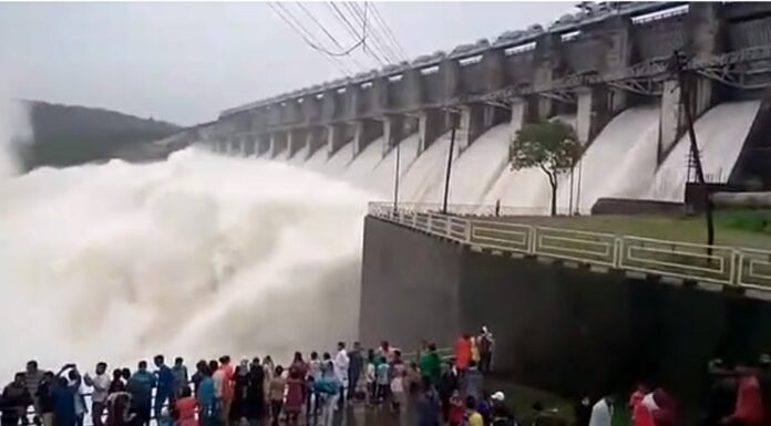 ਚਿੰਤਾ ਦੀ ਗੱਲ : ਪੌਂਗ ਤੇ ਭਾਖੜਾ ਡੈਮ ਤੋਂ ਛੱਡਿਆ ਜਾਵੇਗਾ 55 ਹਜ਼ਾਰ ਕਿਊਸਿਕ ਪਾਣੀ, ਬਿਆਸ ਤੇ ਸਤਲੁਜ ਨੇੜਲੇ ਇਲਾਕੇ ਖਤਰੇ ‘ਚ