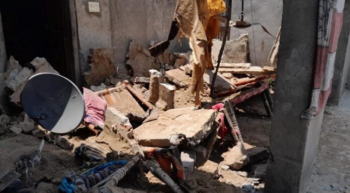 ਫਰੀਦਕੋਟ : ਸੁੱਤੇ ਪਏ ਪਰਿਵਾਰ ‘ਤੇ ਡਿੱਗੀ ਮਕਾਨ ਦੀ ਛੱਤ, ਲੜਕੀ ਦੀ ਮੌਤ, 3 ਜਣੇ ਸੀਰੀਅਸ