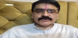 ਸੂਰੀ ਦੇ ਭਰਾ ਬ੍ਰਿਜ ਮੋਹਨ ਨੂੰ ਪੁਲਿਸ ਨੇ 2 ਦਿਨਾਂ ਲਈ ਘਰ ‘ਚ ਕੀਤਾ ਨਜ਼ਰਬੰਦ, ਛੁੱਟੀ ‘ਤੇ ਗਏ ਸੁਰੱਖਿਆ ਮੁਲਾਜ਼ਮ ਵੀ ਸੱਦੇ ਵਾਪਸ