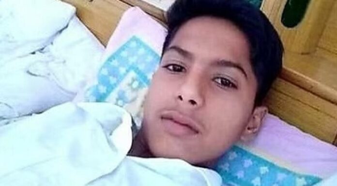 ਸਕੂਲ ਨਾ ਜਾਣ ‘ਤੇ ਪਿਓ ਨੇ ਝਿੜਕਿਆ ਤਾਂ ਪੱਖੇ ਦੀ ਹੁੱਕ ਨਾਲ ਝੂਲਦਾ ਦਿਸਿਆ 12ਵੀਂ ਦਾ ਵਿਦਿਆਰਥੀ