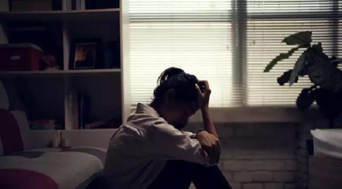 ਲੁਧਿਆਣਾ : ਸਿਰਦਰਦ ਦੀ ਦਵਾਈ ਨਾ ਮਿਲੀ ਤਾਂ ਨਾਬਾਲਗਾ ਨੇ ਕੋਚਿੰਗ ਸੈਂਟਰ ਦੀ ਗਰਿੱਲ ਨਾਲ ਲਿਆ ਫਾਹਾ, ਮੌ.ਤ