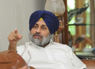 ਕੋਰ ਕਮੇਟੀ ਦੀ ਮੀਟਿੰਗ ਪਿੱਛੋਂ ਬਾਦਲ ਨੇ ਅਕਾਲੀ-ਭਾਜਪਾ ਗਠਜੋੜ ਦੀਆਂ ਅਟਕਲਾਂ ਨੂੰ ਕੀਤਾ ਖਾਰਿਜ