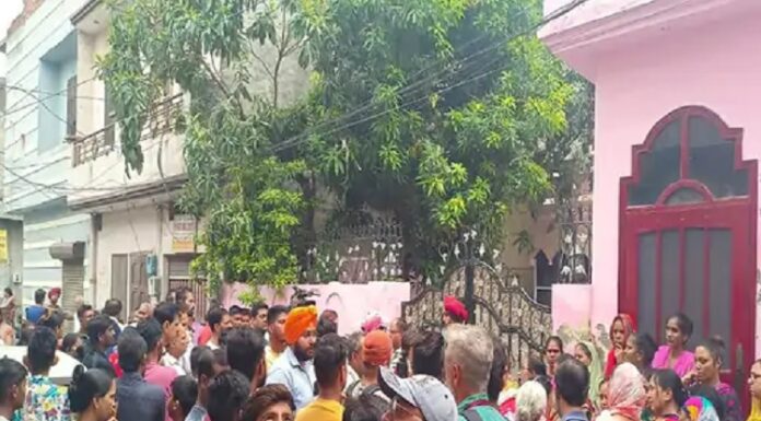 ਲੁਧਿਆਣਾ ‘ਚ ਇਕੋ ਪਰਿਵਾਰ ਦੇ 3 ਜੀਆਂ ਦਾ ਬੇਰਹਿਮੀ ਨਾਲ ਕਤਲ, ਲੋਕਾਂ ‘ਚ ਦਹਿਸ਼ਤ ਦਾ ਮਾਹੌਲ