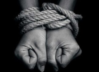 ਫਰੀਦਕੋਟ : ਵਿਆਹ ਦਾ ਝਾਂਸਾ ਦੇ ਕੇ 16 ਸਾਲ ਦੀ ਵਿਦਿਆਰਥਣ ਨੂੰ ਭਜਾ ਲੈ ਗਿਆ ਗੁਆਂਢੀ, ਨਾਮਜ਼ਦ