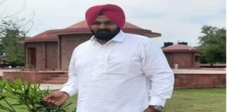 ਕਾਰ ‘ਚ ਬੈਠੇ ਬੱਚੇ ਤੋਂ ਗੋਲ਼ੀ ਚੱਲਣ ਦਾ ਮਾਮਲਾ : DMC ‘ਚ ਇਲਾਜ ਦੌਰਾਨ ਪਿਤਾ ਨੇ ਤੋੜਿਆ ਦਮ, ਪਿੱਠ ‘ਚ ਲੱਗੀ ਸੀ ਗੋਲ਼ੀ