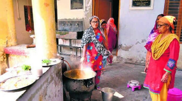 ਹੁਣ ਮਿੱਡ-ਡੇ ਮੀਲ ਕੁੱਕ ਵਰਕਰਾਂ ਨਾਲ ਨਹੀਂ ਹੋਵੇਗੀ ਧੱਕੇਸ਼ਾਹੀ, ਸਿੱਖਿਆ ਵਿਭਾਗ ਨੇ ਜਾਰੀ ਕੀਤੇ ਹੁਕਮ