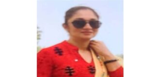 ਗੁਰਦਾਸਪੁਰ : ਰੱਖੜੀ ਲੈ ਕੇ ਐਕਟਿਵਾ ‘ਤੇ ਪੇਕੇ ਘਰ ਜਾ ਰਹੀ ਮਹਿਲਾ ਨੂੰ ਕਾਰ ਨੇ 200 ਮੀਟਰ ਘੜੀਸਿਆ, ਹਾਦਸੇ ‘ਚ ਮੌਕੇ ‘ਤੇ ਮੌਤ