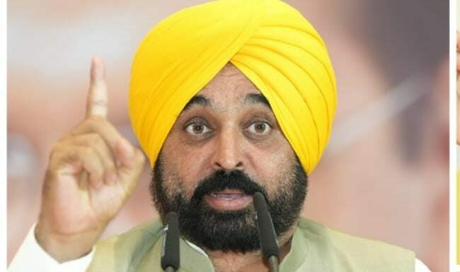 ਛੱਤੀਸਗੜ੍ਹ ‘ਚ ਵੱਡੇ ਈਵੈਂਟ ਦੌਰਾਨ ਅਰਵਿੰਦ ਕੇਜਰੀਵਾਲ ਤੇ ਭਗਵੰਤ ਮਾਨ ਨੇ ਜਾਰੀ ਕੀਤਾ ‘ਗਾਰੰਟੀ ਕਾਰਡ’