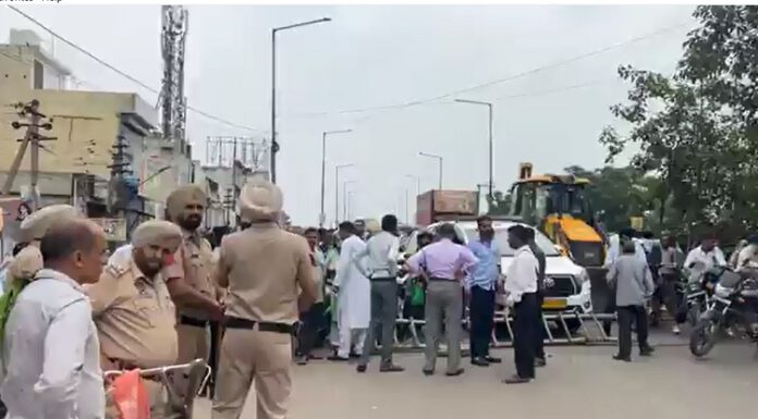 ਪੰਜਾਬ ਬੰਦ ਦਾ ਅਸਰ : ਜਲੰਧਰ ਦੇ ਰਾਮਾਮੰਡੀ ਤੋਂ ਆਵਾਜਾਈ ਬਿਲਕੁਲ ਠੱਪ, ਲੁਧਿਆਣਾ, ਹੁਸ਼ਿਆਰਪੁਰ ਜਾਣਾ ਹੋਇਆ ਔਖਾ