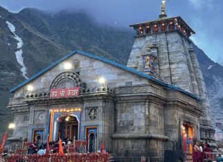 ਚਾਰ ਧਾਮ ਯਾਤਰਾ ਅੱਜ ਵੀ ਮੁਲਤਵੀ, ਪਹਾੜਾਂ ’ਤੇ ਰੋਕੇ ਹਜ਼ਾਰਾਂ ਸੈਲਾਨੀ