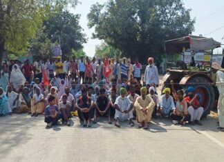 ਬਠਿੰਡਾ : ਸ਼ਰਾਬੀ ਪੁਲਿਸ ਵਾਲੇ ਨੇ ਮਜ਼ਦੂਰ ‘ਤੇ ਚਾੜ੍ਹੀ ਕਾਰ, ਮੌਕੇ ‘ਤੇ ਮੌਤ, ਗੁੱਸੇ ‘ਚ ਆਏ ਲੋਕਾਂ ਨੇ ਹਾਈਵੇ ਕਰ’ਤਾ ਜਾਮ