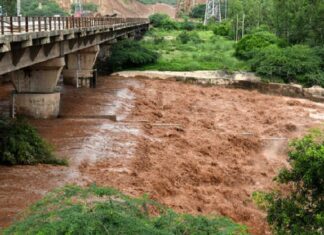 ਘੱਗਰ ‘ਚ ਫਿਰ ਵਧਿਆ ਪਾਣੀ, ਮੁਬਾਰਕਪੁਰ ਪੁਲ ਵਹਿਣ ਨਾਲ ਕਈ ਪਿੰਡਾਂ ਦਾ ਸੰਪਰਕ ਟੁੱਟਿਆ