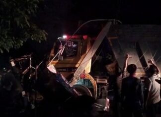 ਗੁਰਦਾਸਪੁਰ ‘ਚ ਬੇਕਾਬੂ ਟਰਾਲੇ ਨੇ ਦੋ ਰੇਹੜੀ ਚਾਲਕਾਂ ਨੂੰ ਕੁਚਲਿਆ, ਹਾਦਸੇ ‘ਚ 3 ਲੋਕਾਂ ਦੀ ਹੋਈ ਮੌਤ