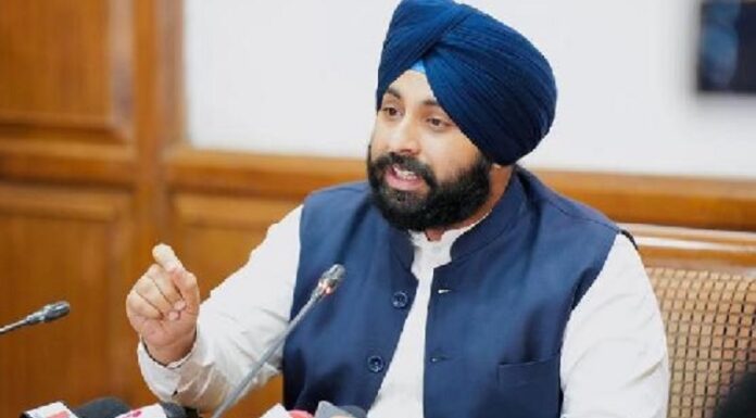 ਸਿੱਖਿਆ ਕ੍ਰਾਂਤੀ : ਸਰਕਾਰੀ ਸਕੂਲਾਂ ‘ਚ ਸੁਰੱਖਿਆ ਗਾਰਡ ਤਾਇਨਾਤ ਕਰਨ ਵਾਲਾ ਪਹਿਲਾ ਸੂਬਾ ਬਣਿਆ ਪੰਜਾਬ – ਮੰਤਰੀ ਬੈਂਸ