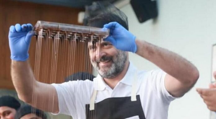 ਹੁਣ ਸ਼ੈੱਫ ਬਣੇ ਰਾਹੁਲ ਗਾਂਧੀ, ਤਾਮਿਲਨਾਡੂ ਦੀ ਫੈਕਟਰੀ ‘ਚ ਬਣਾਈ ਚਾਕਲੇਟ