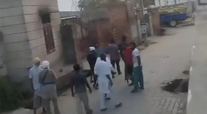 ਫਰੀਦਕੋਟ : ਨੌਜਵਾਨ ਦਾ ਤੇਜ਼ਧਾਰ ਹਥਿਆਰਾਂ ਨਾਲ ਕਤਲ: ਮ੍ਰਿਤਕ ਦੀ ਘਰਵਾਲੀ ਦੇ ਕਰੈਕਟਰ ‘ਤੇ ਉਂਗਲ ਚੁੱਕਣ ਕਾਰਨ ਹੋਈ ਸੀ ਲੜਾਈ