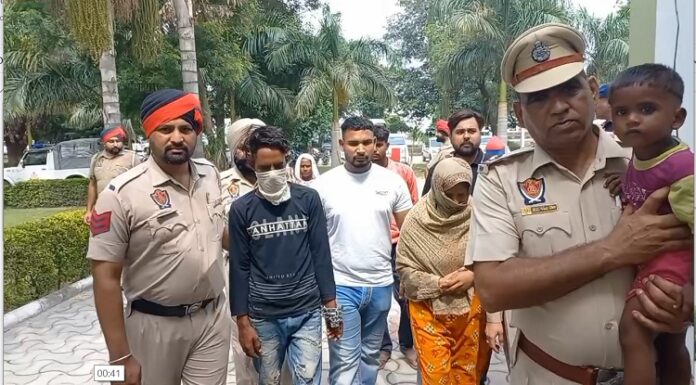 ਹੁਸ਼ਿਆਰਪੁਰ : ਕਿਡਨੈਪ ਹੋਇਆ ਬੱਚਾ 24 ਘੰਟਿਆਂ ‘ਚ ਬਰਾਮਦ, ਦਿਓਰ-ਭਰਜਾਈ ਨੇ ਰਲ਼ ਕੇ ਕੀਤਾ ਸੀ ਅਗਵਾ