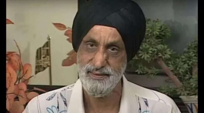 ‘ਗੀਤ ਗਾਤਾ ਹੂੰ ਮੈਂ’ ਵਾਲੇ ਬਾਲੀਵੁੱਡ ਗੀਤਕਾਰ ਦੇਵ ਕੋਹਲੀ ਨਹੀਂ ਰਹੇ, 81 ਸਾਲ ਦੀ ਉਮਰ ‘ਚ ਹੋਇਆ ਦਿਹਾਂਤ