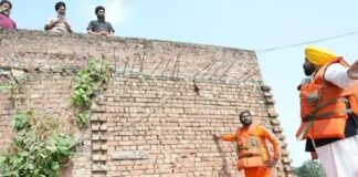 ਹੜ੍ਹ ਪ੍ਰਭਾਵਿਤ ਇਲਾਕਿਆਂ ‘ਚ ਪੁੱਜੇ ਮਾਨ : ਬੋਲੇ- ਲੋਕਾਂ ਦੇ ਹਰ ਨੁਕਸਾਨ ਦੀ ਕਰਾਂਗਾ ਭਰਪਾਈ