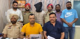 ਜਲੰਧਰ : ਪੁਲਿਸ ਇੰਸਪੈਕਟਰ ਦਾ ਮੁੰਡਾ ਹੈਰੋਇਨ, ਪਿਸਟਲ ਤੇ 5 ਜ਼ਿੰਦਾ ਰੌਂਦ ਸਣੇ ਕਾਬੂ