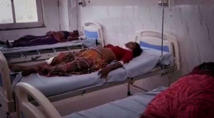 ਹਾਈਵੇ ‘ਤੇ ਖਰਾਬ ਬੱਸ ‘ਚੋਂ ਹੇਠਾਂ ਉਤਰੀਆਂ ਸਾਰੀਆਂ ਸਵਾਰੀਆਂ ਨੂੰ ਪਿੱਛੋਂ ਆ ਰਹੇ ਟਰੱਕ ਨੇ ਦਰੜਿਆ, 11 ਦੀ ਮੌਤ, ਕਈ ਗੰਭੀਰ