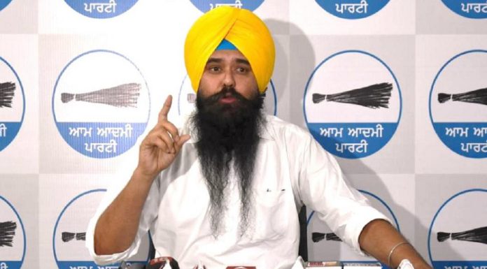 ਮਾਨ ਸਰਕਾਰ ਦੀ ਡਰੱਗ ਮਾਫ਼ੀਆ ਖ਼ਿਲਾਫ਼ ਜ਼ੀਰੋ ਟਾਲਰੈਂਸ ਦੀ ਨੀਤੀ, ਇਸ ‘ਚ ਸ਼ਾਮਲ ਕਿਸੇ ਨੂੰ ਬਖਸ਼ਿਆ ਨਹੀਂ ਜਾਵੇਗਾ – ਮਾਲਵਿੰਦਰ ਕੰਗ