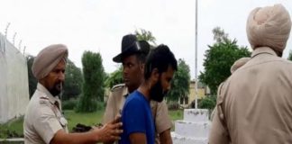 ਸਿੱਧੂ ਮੂਸੇਵਾਲਾ ਦੇ ਕਤਲ ਕੇਸ ‘ਚ ਜੇਲ ‘ਚ ਬੰਦ ਅਰਸ਼ਦ ਖਾਨ ਤੋਂ ਮਿਲਿਆ ਟਚ ਮੋਬਾਇਲ ਤੇ ਸਿਮ