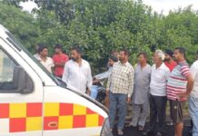 ਗੁਰਦਾਸਪੁਰ : ਤੇਜ਼ ਰਫਤਾਰ ਐਂਬੂਲੈਂਸ ਨੇ ਸਾਈਕਲ ਸਵਾਰ ਸਬਜ਼ੀ ਵਾਲੇ ਨੂੰ 50 ਫੁੱਟ ਤੱਕ ਘਸੀਟਿਆ, ਚੀਥੜੇ ਉਡੇ