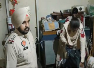 ਸੁੱਖਾ ਦੁੱਨੇਕੇ ਦੇ ਕਤਲ ਮਗਰੋਂ ਪੰਜਾਬ ‘ਚ ਅਲਰਟ, ਗੈਂਗਸਟਰਾਂ ਦੇ ਸਾਥੀਆਂ ਦੇ ਘਰਾਂ ‘ਚ ਪੁਲਿਸ ਨੇ ਮਾਰੇ ਛਾਪੇ