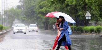 ਫਿਰ ਬਦਲਿਆ ਮੌਸਮ ਦਾ ਮਿਜ਼ਾਜ : ਪੰਜਾਬ ‘ਚ ਅੱਜ ਭਾਰੀ ਬਾਰਿਸ਼ ਦੇ ਆਸਾਰ, ਤੇਜ਼ ਹਵਾਵਾਂ ਨਾਲ ਜਨਜੀਵਨ ਹੋਵੇਗਾ ਪ੍ਰਭਾਵਿਤ