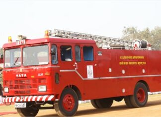 ਮੁੰਬਈ : ਮੰਜੇ ਤੋਂ ਡਿਗੀ ਮਹਿਲਾ ਨੇ ਖੜ੍ਹਾ ਕੀਤਾ ਸਿਆਪਾ, ਚੁੱਕਣ ਲਈ ਬੁਲਾਉਣੀ ਪਈ ਫਾਇਰ ਬ੍ਰਿਗੇਡ