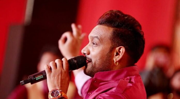 ਮਾਂ ਚਿੰਤਪੂਰਨੀ ਦਰਬਾਰ ਨਤਮਸਤਕ ਹੋਏ ਗਾਇਕ ਮਾਸਟਰ ਸਲੀਮ, ਮੰਗੀ ਮਾਫੀ, ਕਿਹਾ- ਮਾਂ ਤੋਂ ਵੱਡਾ ਕੋਈ ਨਹੀਂ