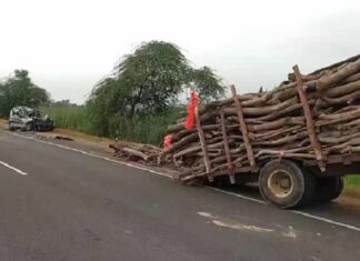 ਦਰਦਨਾਕ ਹਾਦਸਾ ! ਲੱਕੜਾਂ ਦੀ ਭਰੀ ਟਰਾਲੀ ਨਾਲ ਕਾਰ ਟਕਰਾਉਣ ਕਾਰਨ 4 ਵਿਅਕਤੀਆਂ ਦੀ ਮੌਤ