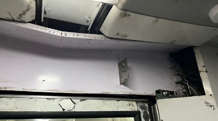 ਨਵੀਂ ਦਿੱਲੀ-ਅੰਮ੍ਰਿਤਸਰ ਸ਼ਤਾਬਦੀ ਐਕਸਪ੍ਰੈਸ ਦੇ ਬੁਰੇ ਹਾਲ : 3 ਯਾਤਰੀਆਂ ‘ਤੇ ਡਿੱਗਾ ਦਰਵਾਜ਼ੇ ਦਾ ਪੈਨਲ