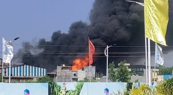 ਮੋਹਾਲੀ : ਕੈਮੀਕਲ ਫੈਕਟਰੀ ‘ਚ ਅੱਗ ਲੱਗਣ ਮਗਰੋਂ 3 ਔਰਤਾਂ ਅਜੇ ਤਕ ਲਾਪਤਾ