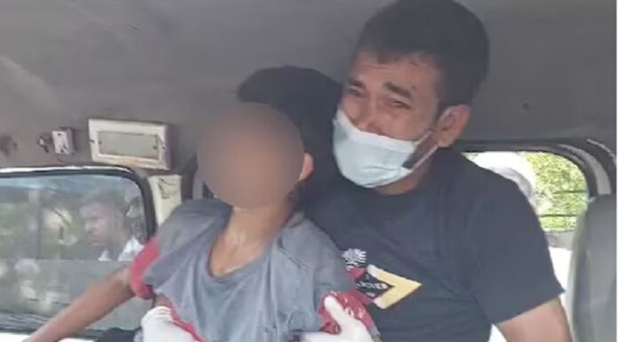 14 ਸਾਲਾ ਪੁੱਤ ਨੇ ਪਿਓ ਦੀ ਗੋਦ ‘ਚ ਤੋੜਿਆ ਦਮ, ਕੁੱਤੇ ਦੇ ਵੱਢਣ ਕਾਰਨ ਫੈਲ ਗਈ ਸੀ ਰੇਬੀਜ਼, ਬੱਚੇ ਦੇ ਮੂੰਹੋਂ ਕੁੱਤੇ ਦੇ ਭੌਂਕਣ ਦੀ ਆਉਣ ਲੱਗ ਪਈ ਸੀ ਆਵਾਜ਼