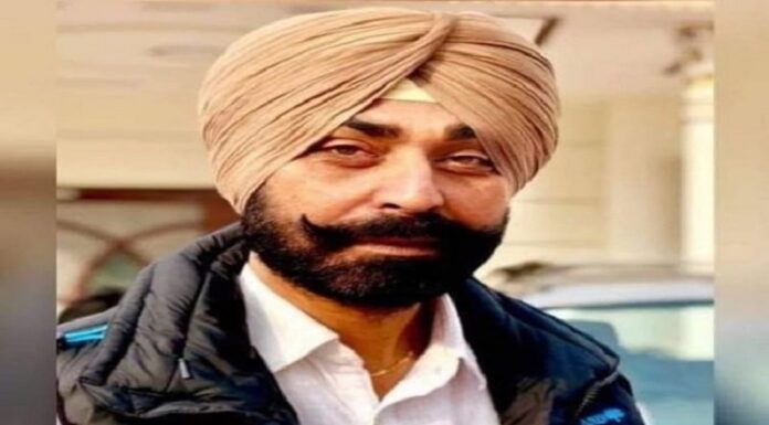 ਗੈਂਗਸਟਰ ਅਰਸ਼ ਡੱਲਾ ਨੇ ਕਾਂਗਰਸੀ ਆਗੂ ਦੇ ਕਤਲ ਦੀ ਲਈ ਜ਼ਿੰਮੇਵਾਰੀ, ਫੇਸਬੁੱਕ ‘ਤੇ ਸ਼ੇਅਰ ਕੀਤੀ ਪੋਸਟ