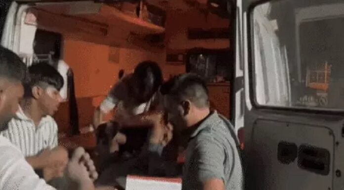 ਜਲੰਧਰ : ਵੱਡੇ ਭਰਾ ਨੇ ਛੋਟੇ ਅਪਾਹਜ ਭਰਾ ‘ਤੇ ਕੀਤਾ ਕਾਤਲਾਨਾ ਹਮਲਾ, ਕਹਿੰਦਾ- ਮਾਰ ਕੇ ਹੀ ਖਾਊਂਗਾ ਰੋਟੀ, ਸ਼ਰਾਬ ਨੇ ਕਰਾਇਆ ਕਾਰਾ