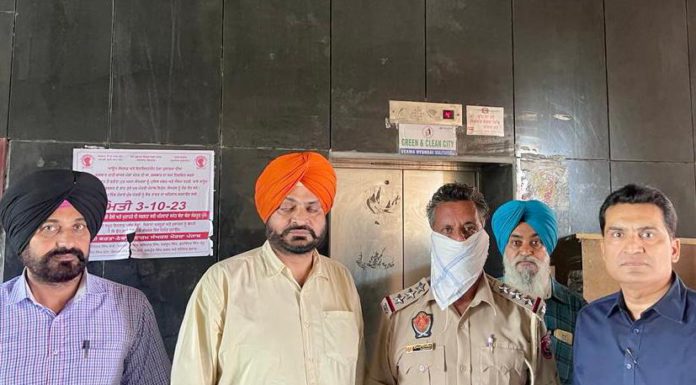 ਵਿਜੀਲੈਂਸ ਵੱਲੋਂ 40 ਹਜ਼ਾਰ ਰਿਸ਼ਵਤ ਲੈਂਦਾ ਪੁਲਿਸ ਇੰਸਪੈਕਟਰ ਰੰਗੇ ਹੱਥੀਂ ਕਾਬੂ