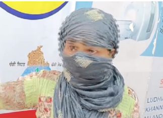 ਖੰਨਾ : ਸ਼ਿਕਾਇਤ ਦਰਜ ਕਰਵਾਉਣ ਗਈ ਮਹਿਲਾ ਨੂੰ ASI ਕਹਿੰਦਾ- ਪਹਿਲਾਂ ਕਮਰੇ ‘ਚ ਤਾਂ ਆ, ਫਿਰ ਦੇਖਦੇਂ ਤੇਰਾ ਕੇਸ, ਵੇਖੋ ਪੂਰੀ ਵੀਡੀਓ