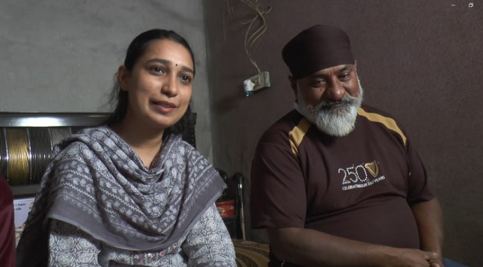 ਆਟੋ ਚਾਲਕ ਦੀ ਧੀ ਬਣੀ ਜੱਜ, ਪਿਤਾ ਕਹਿੰਦਾ- ਜਿਹੜੇ ਕਦੇ ਬਾਤ ਨੀਂ ਪੁੱਛਦੇ ਸੀ, ਹੁਣ ਜੀ-ਜੀ ਕਰਦੇ ਫਿਰਦੇ, ਵੇਖੋ ਪੂਰੀ ਵੀਡੀਓ