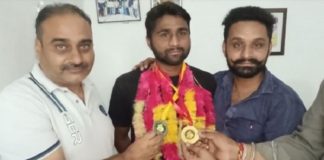 ਪਠਾਨਕੋਟ ਦੇ ਅਮਨਦੀਪ ਨੇ ਖੇਡਾਂ ਵਤਨ ਪੰਜਾਬ ਦੀਆਂ ‘ਚ ਜਿੱਤਿਆ ਸੋਨੇ ਦਾ ਤਮਗਾ, ਮਾਪਿਆਂ ਦਾ ਨਾਂ ਕੀਤਾ ਰੌਸ਼ਨ