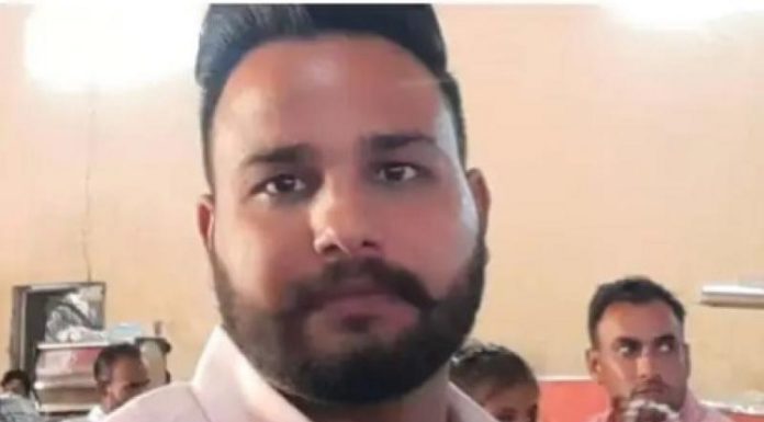 ਫਰੀਦਕੋਟ ‘ਚ ਖੌਫਨਾਕ ਵਾਰਦਾਤ : ਬੈਂਚ ‘ਤੇ ਬੈਠਣ ਨੂੰ ਲੈ ਕੇ ਪੁਲਿਸ ਮੁਲਾਜ਼ਮ ਦੇ ਬੇਟੇ ਦਾ ਬੇਸਬੈਟ ਨਾਲ ਕਤਲ