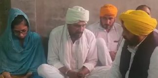 ਅਗਨੀਵੀਰ ਅੰਮ੍ਰਿਤਪਾਲ ਦੇ ਘਰ ਪੁੁੱਜੇ CM ਮਾਨ, ਪਰਿਵਾਰ ਨੂੰ ਸੌਂਪਿਆ ਇਕ ਕਰੋੜ ਦਾ ਚੈੱਕ